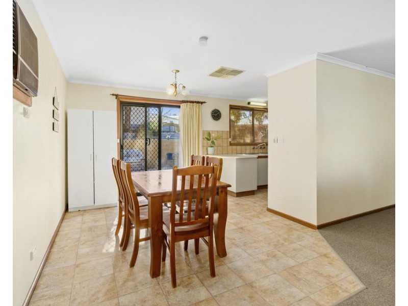 1 DOROTHY AVENUE, Paringa SA 5340