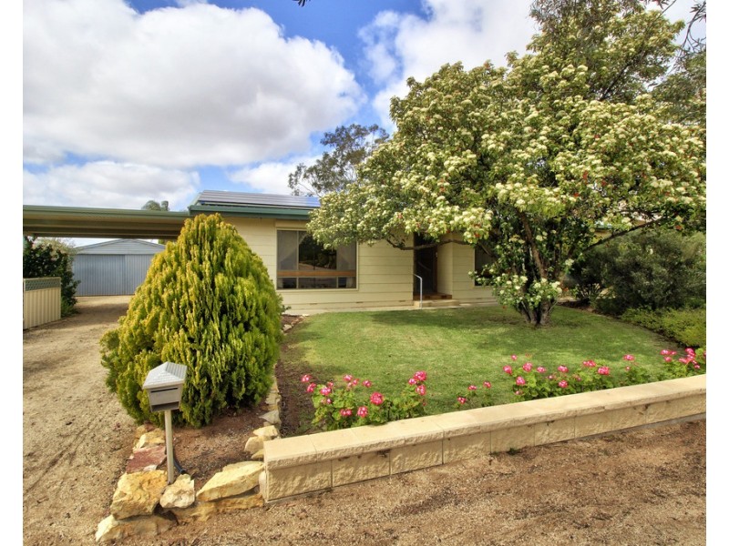 73 SECOND STREET, Loxton SA 5333