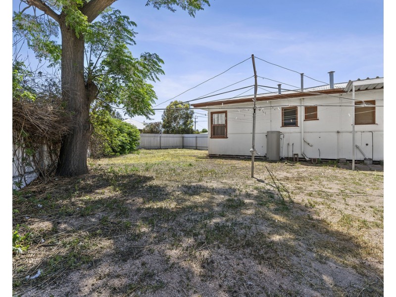 65 Twentieth Street, Renmark SA 5341