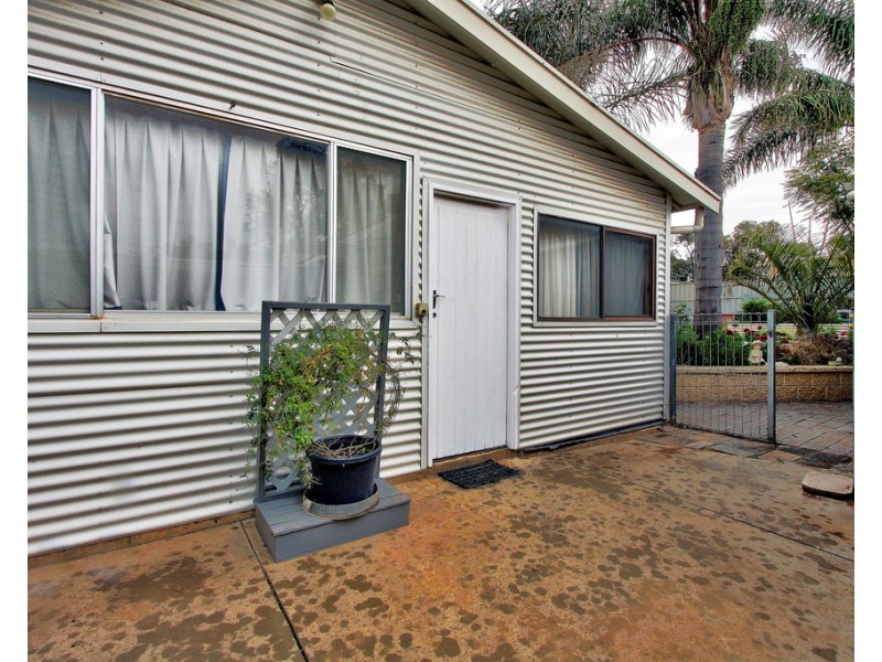 75 BOOKPURNONG TERRACE, Loxton SA 5333