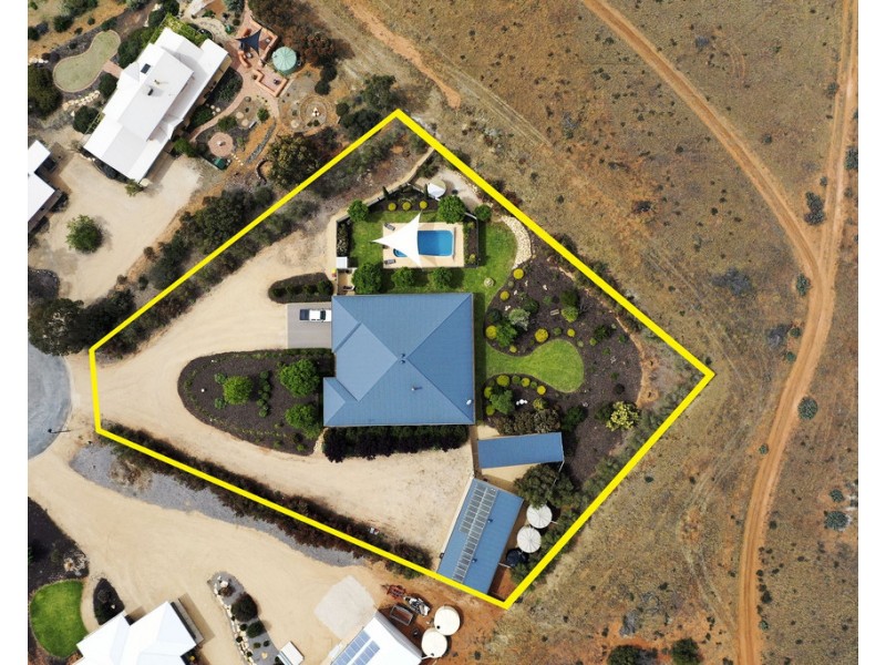 13 EBERT COURT, Loxton SA 5333