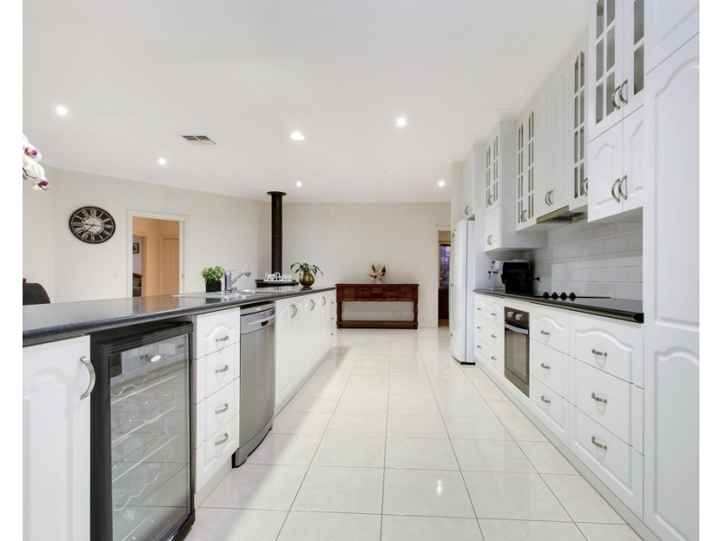 13 EBERT COURT, Loxton SA 5333