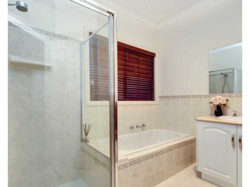 13 EBERT COURT, Loxton SA 5333