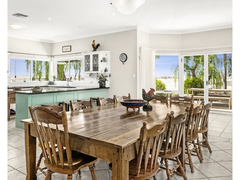 627 and 629 Taylorville Road, Waikerie SA 5330