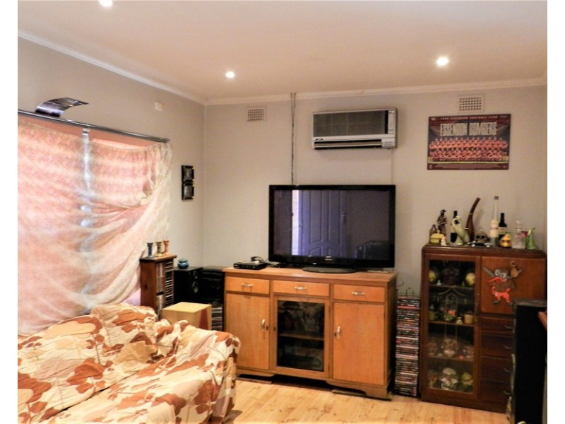 18 Farmer Street, Barmera SA 5345