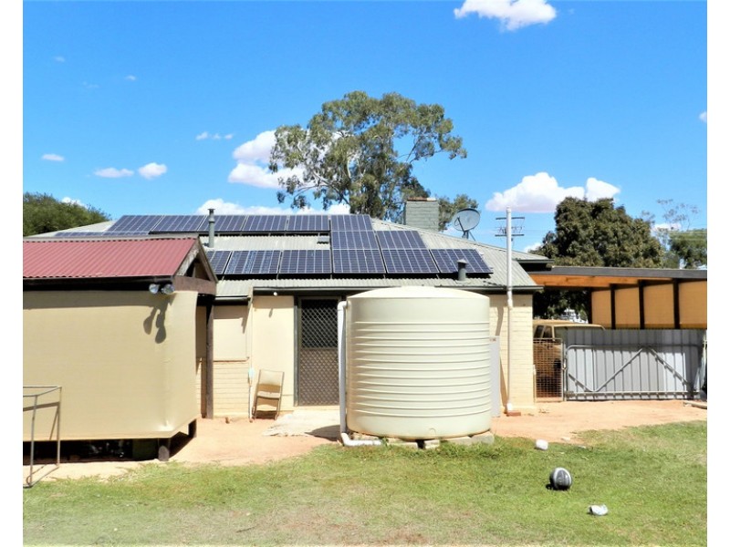 18 Farmer Street, Barmera SA 5345