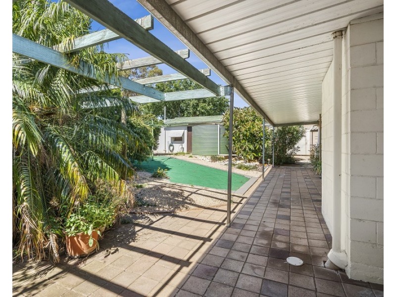 12 Kleemann Street, Waikerie SA 5330