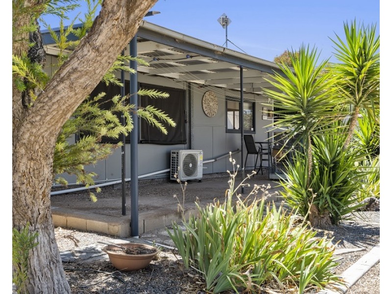 13 First Street, Morgan SA 5320