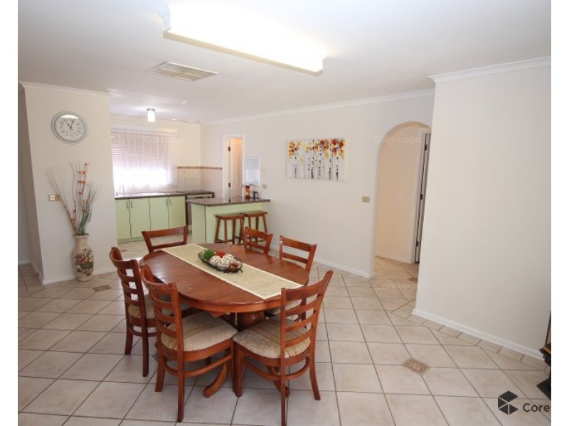 8 Stoeckel Terrace, Paringa SA 5340