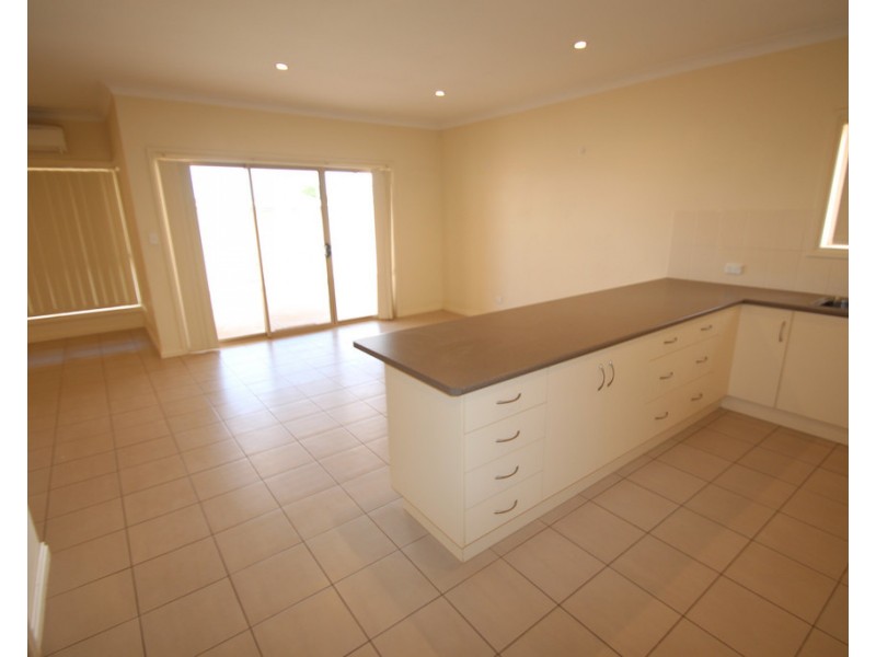 250 Twenty First Street, Renmark SA 5341