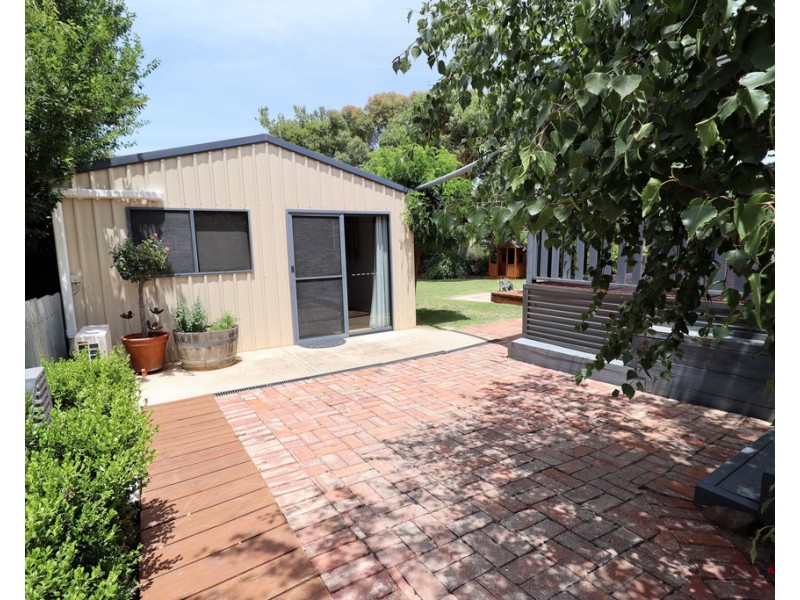 54 Hensley Street, Pinnaroo SA 5304