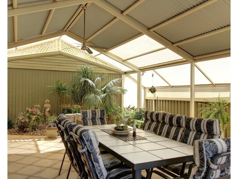 9 Hall Crescent, Loxton SA 5333