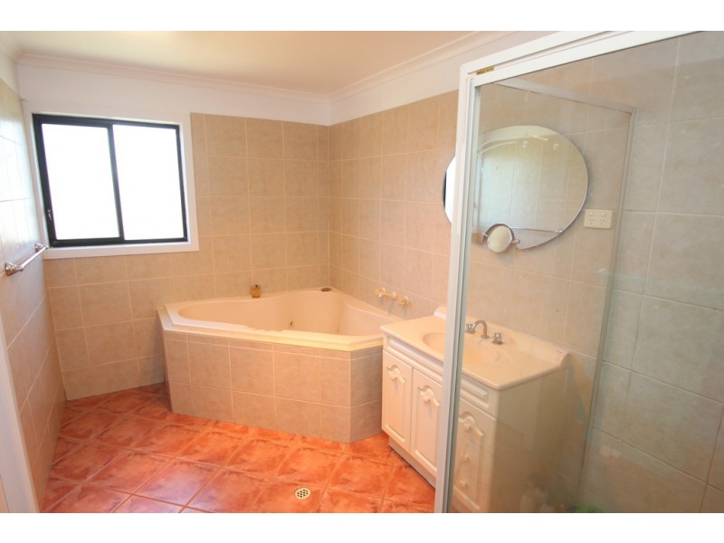 34 Government Road, Renmark SA 5341