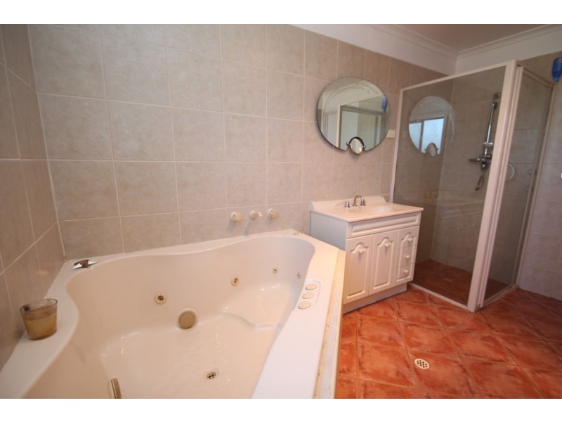 34 Government Road, Renmark SA 5341