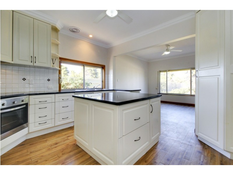 163 PARUNA ROAD, Loxton SA 5333