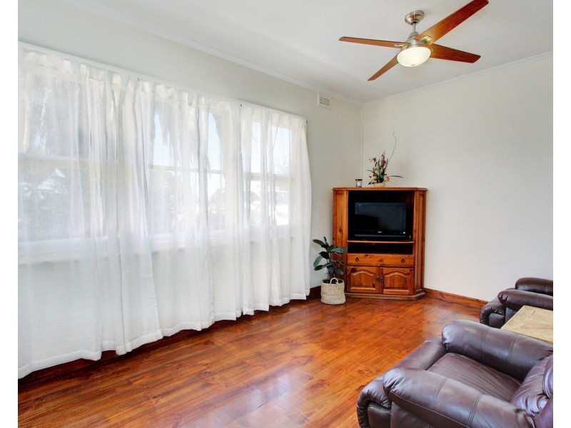 107 Fairweather Ave, Loxton SA 5333