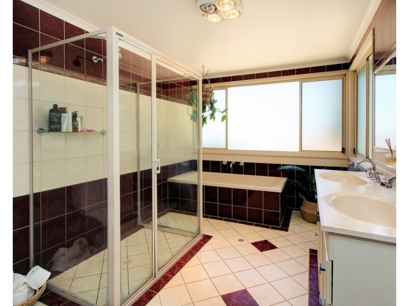 107 Fairweather Ave, Loxton SA 5333