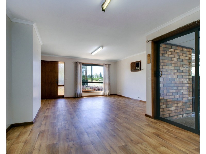 60 COLIN STREET, Loxton SA 5333