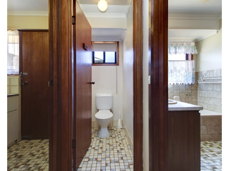 60 COLIN STREET, Loxton SA 5333