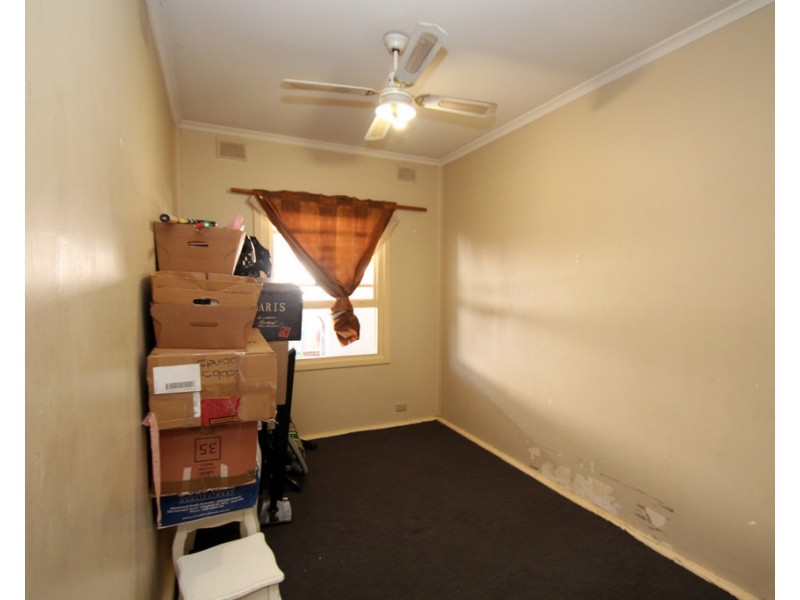 13 Hopkins Street, Renmark SA 5341