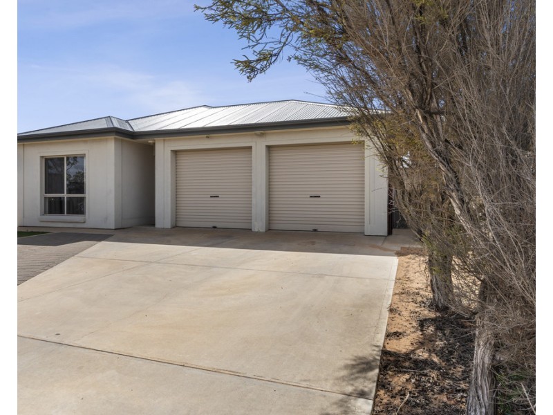 256 and 258 Twenty-first Street, Renmark SA 5341