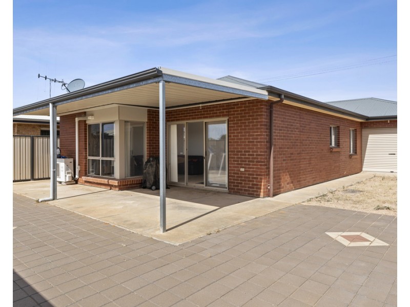 256 and 258 Twenty-first Street, Renmark SA 5341