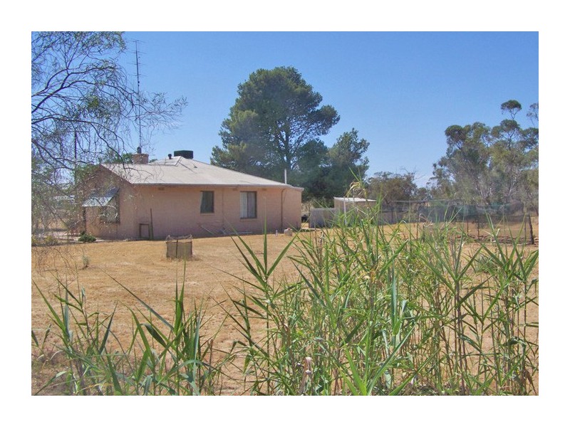 337 Oxford Landing Road, Waikerie SA 5330