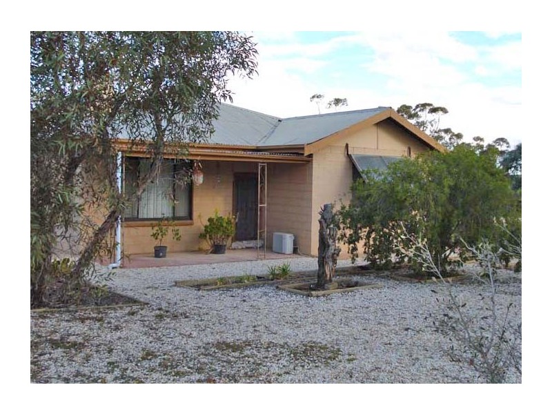 337 Oxford Landing Road, Waikerie SA 5330