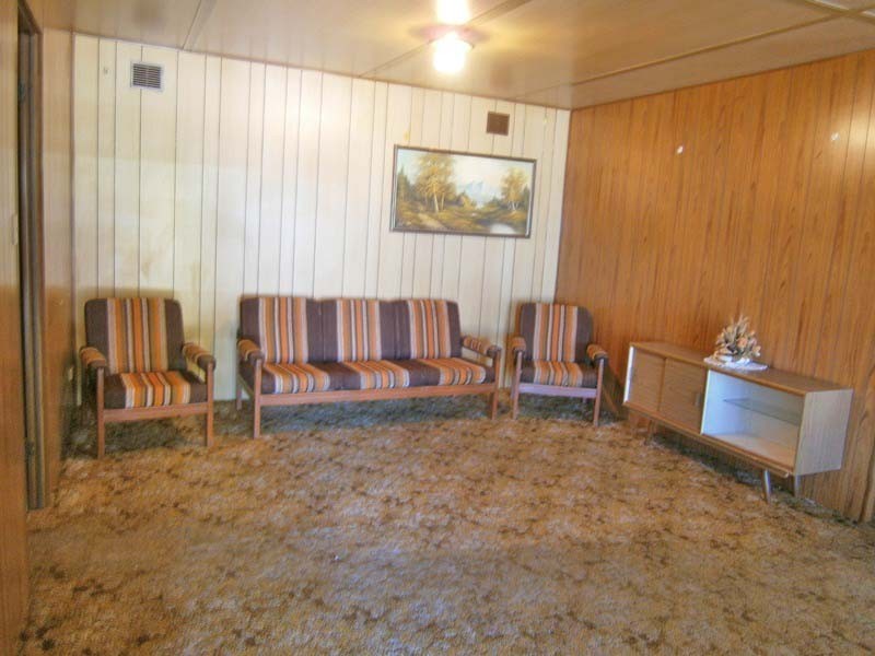 15-17 Fourth Street, Morgan SA 5320