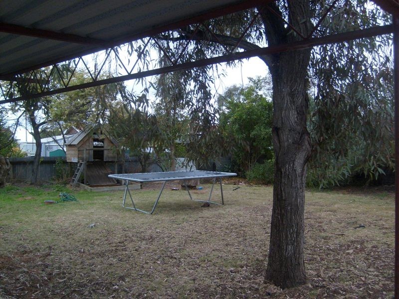 9 Gilchrist Crescent, Barmera SA 5345