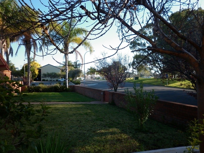 69 Murray Avenue, Renmark SA 5341