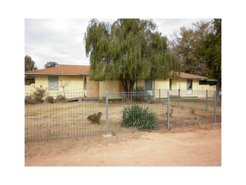 11 and 13 Banksia Street, Renmark SA 5341