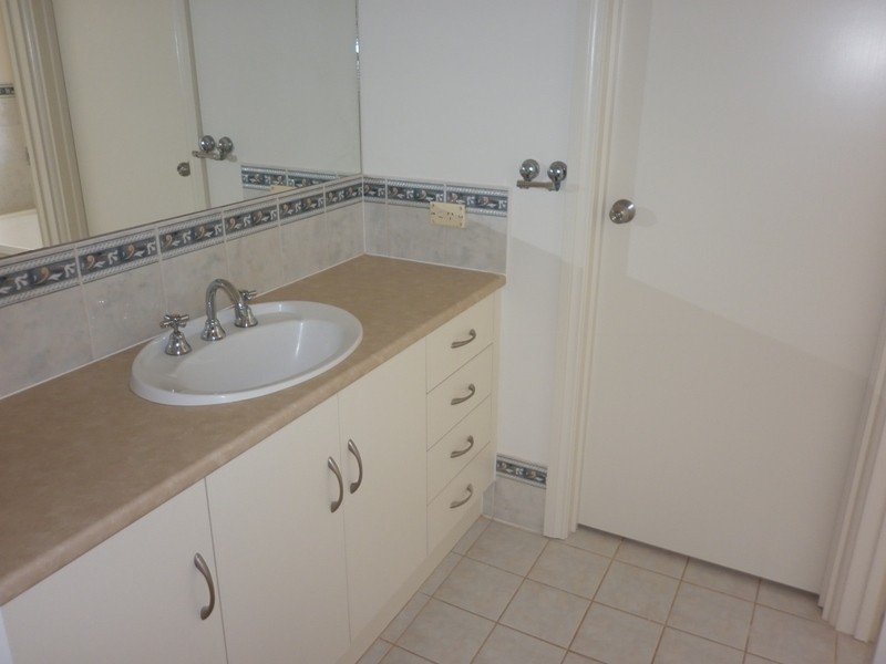 10 Flinders Street, Renmark SA 5341