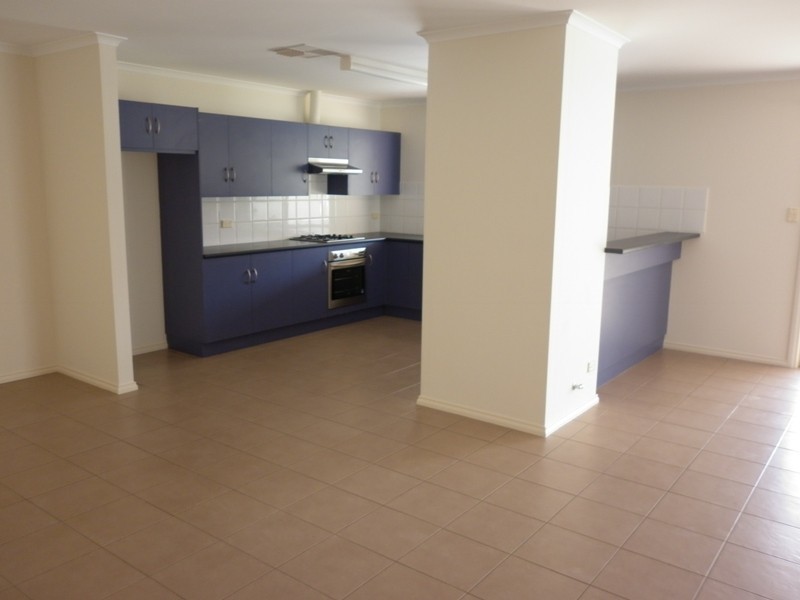 10 Flinders Street, Renmark SA 5341