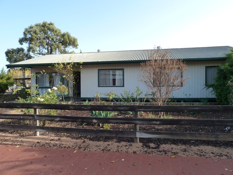 120 Pyap Street, Renmark SA 5341