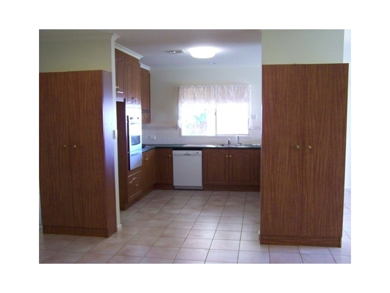 4 Mary Starr Drive, Waikerie SA 5330