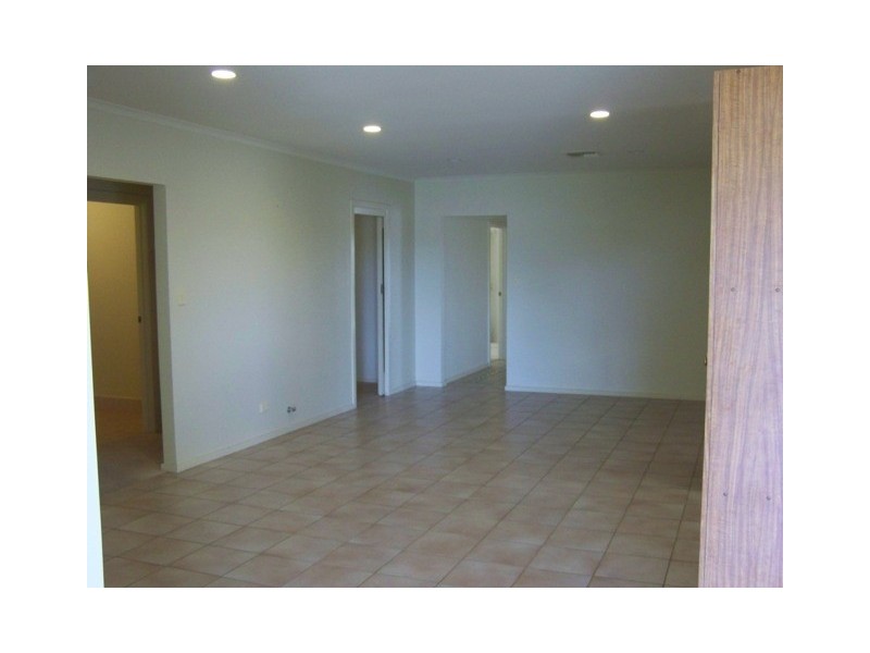 4 Mary Starr Drive, Waikerie SA 5330