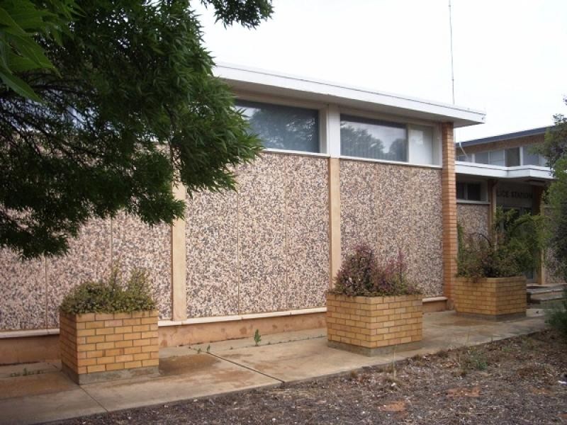 - Bookpurnong Terrace, Loxton SA 5333