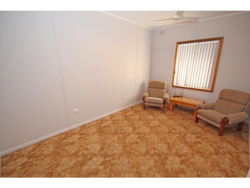 2 Kokoda Avenue, Renmark SA 5341