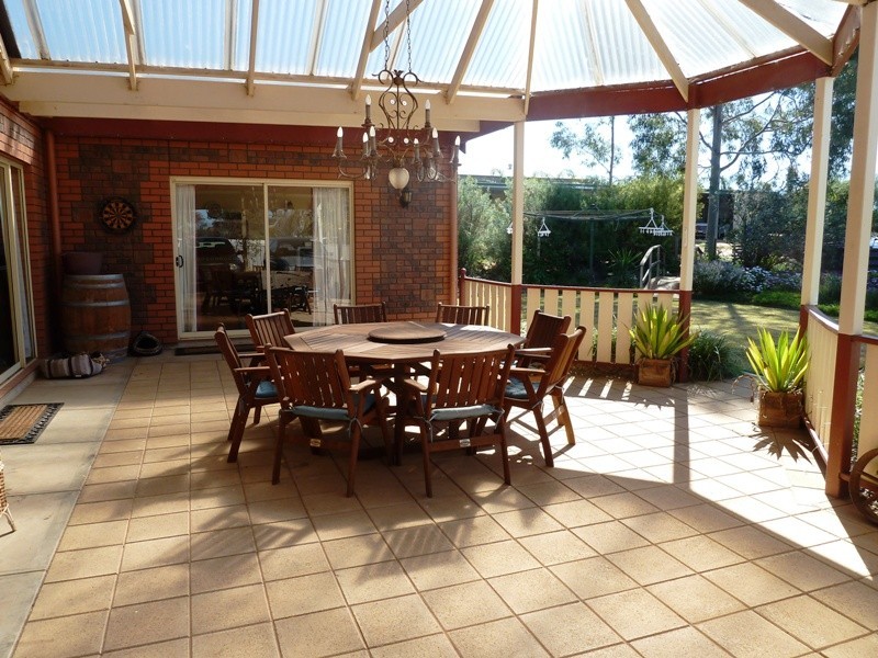 101 Badcoe Road, Loxton SA 5333