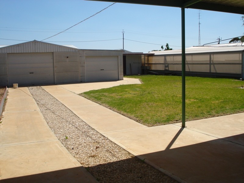 4 Gouge Street, Morgan SA 5320