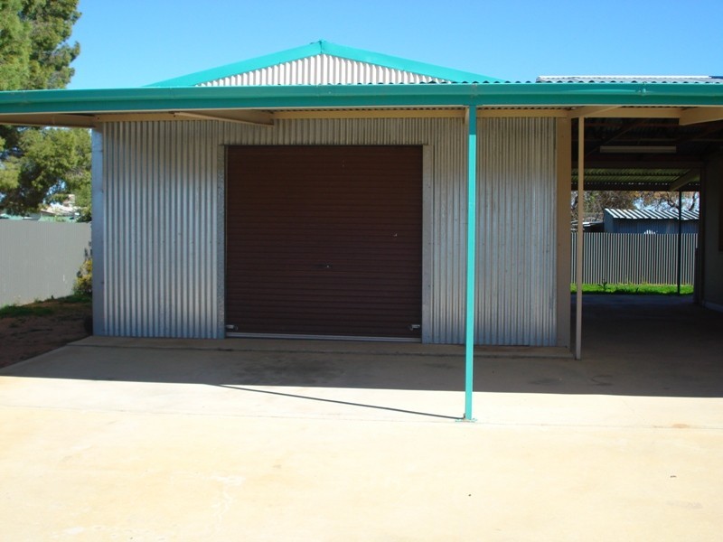 24 North West Terrace, Morgan SA 5320