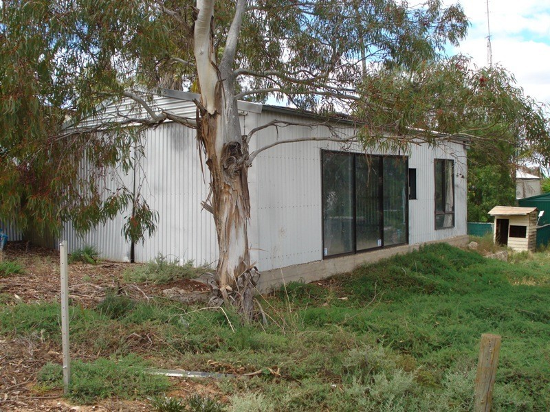 1-3 Second Street, Morgan SA 5320