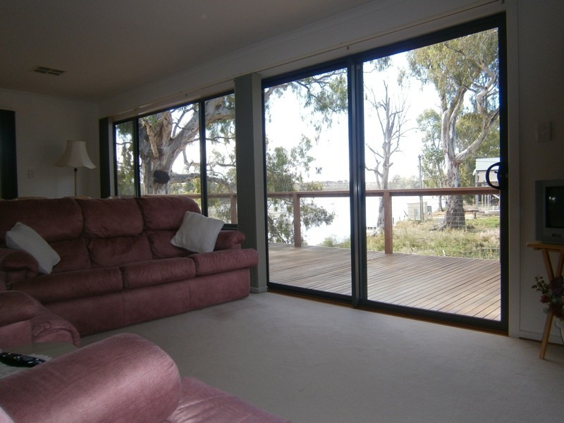 Lot 151 McPhee Avenue, Blanchetown SA 5357