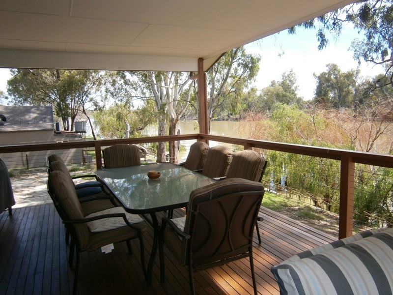 Lot 151 McPhee Avenue, Blanchetown SA 5357