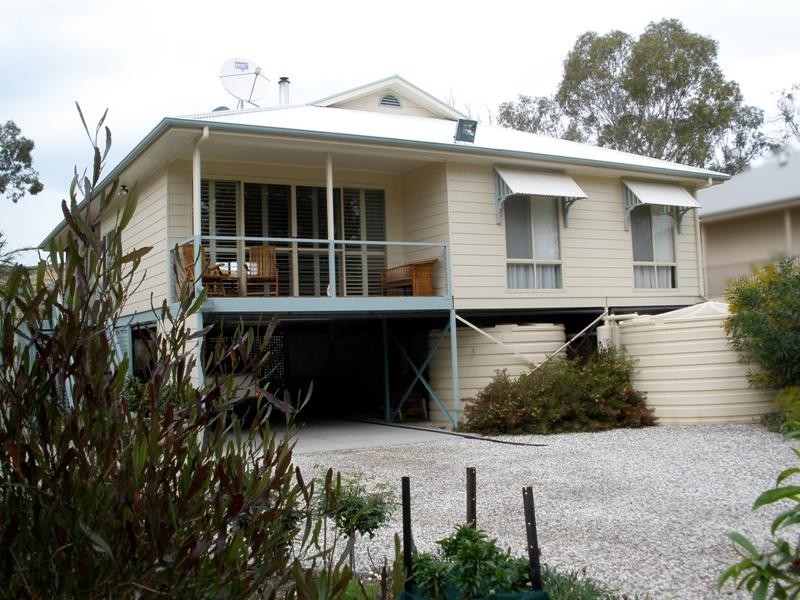 36 Pelican Point, Morgan SA 5320