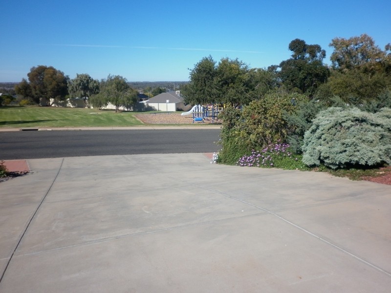 3 Middleton Avenue, Paringa SA 5340