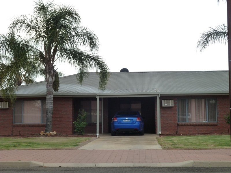 1/240 Twentyfirst Street, Renmark SA 5341