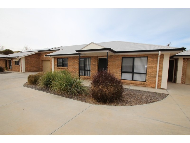 Unit 2 , 20 Sturt Street, Barmera SA 5345