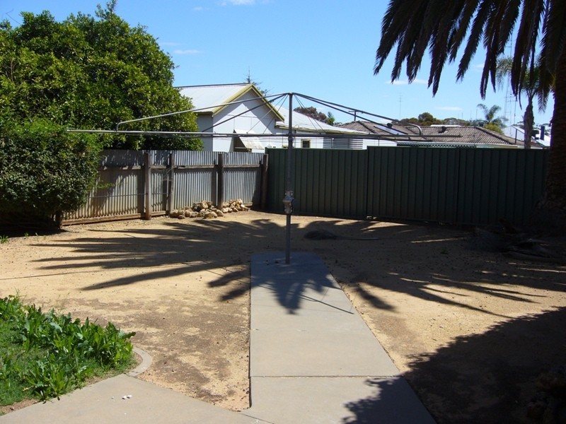 6 Fowles Street, Barmera SA 5345